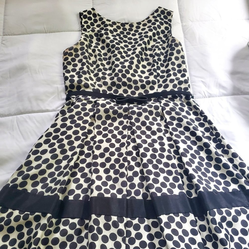 Danny & Nicole Belted Dress